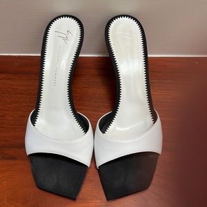 Giuseppe Zanotti Dem Leather Mules .Size 37.